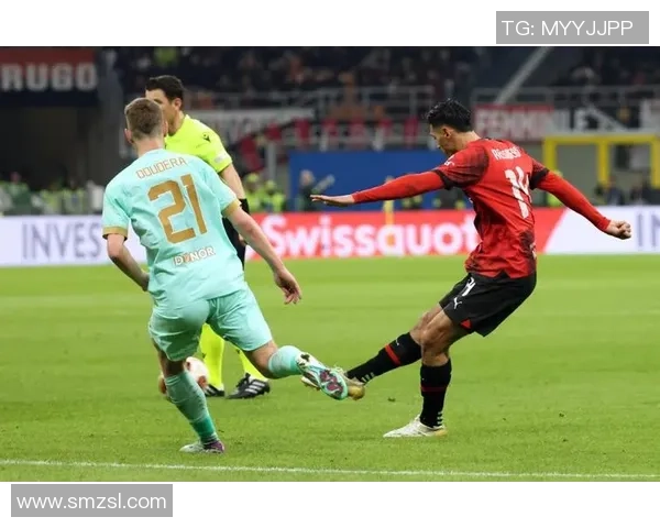 足球明星们的背包秘密揭秘他们的生活与时尚选择