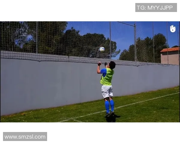 足球明星教你如何提升扔球技巧与精准度的实用指南 足球明星教你如何提升扔球技巧与精准度的实用指南